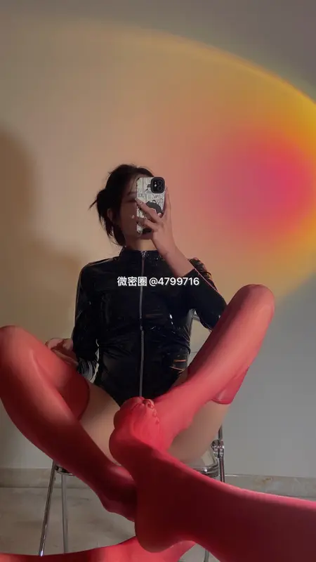 001.徐绾绾yyyy-微密圈系列图片-第一部分 2